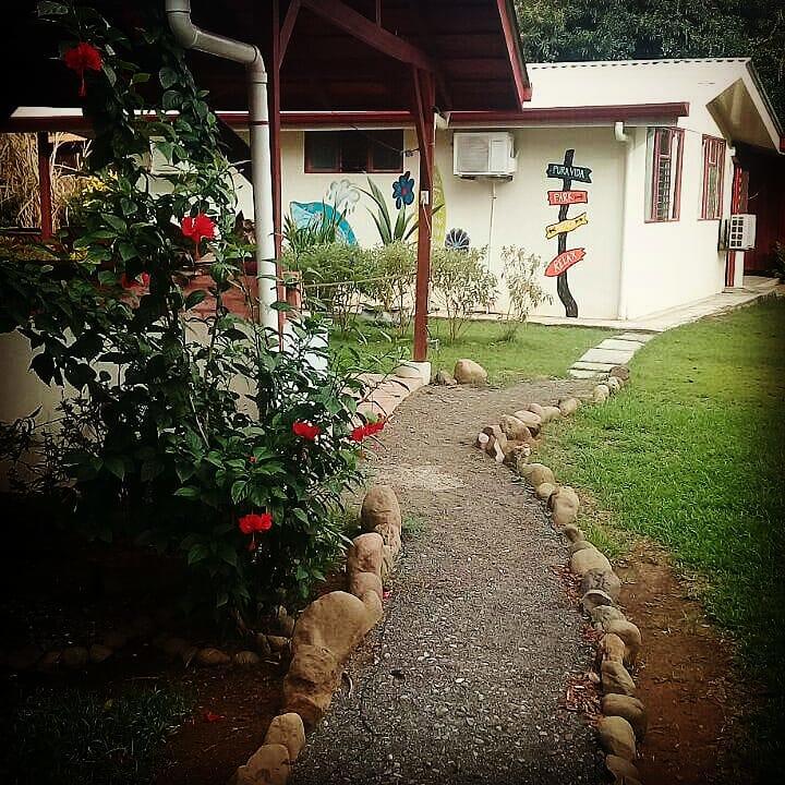 Casa Ballena Eco Hostel Uvita Bagian luar foto