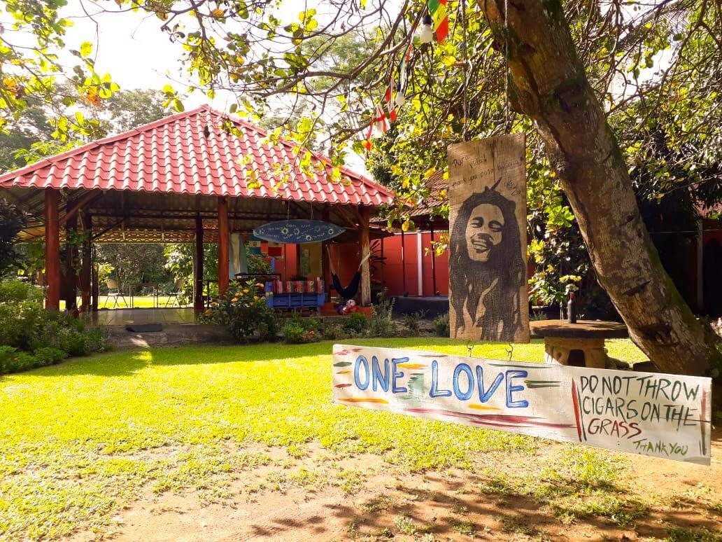 Casa Ballena Eco Hostel Uvita Bagian luar foto